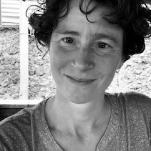 JuliaMcDonaldBW-q38z7a2489jqas09iu7u25o5hasy0cxa4sxuulpgvs